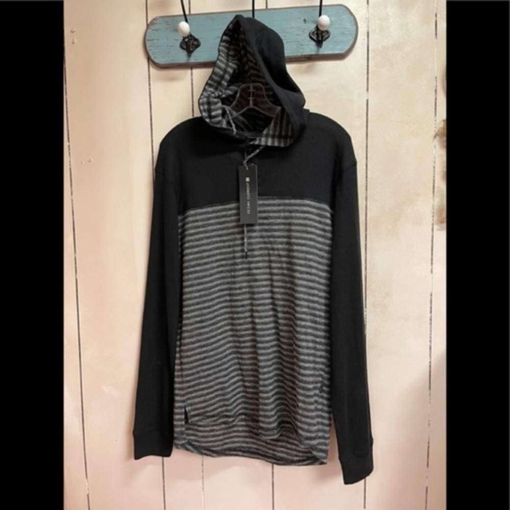 Ocean Current lightweight hooded top